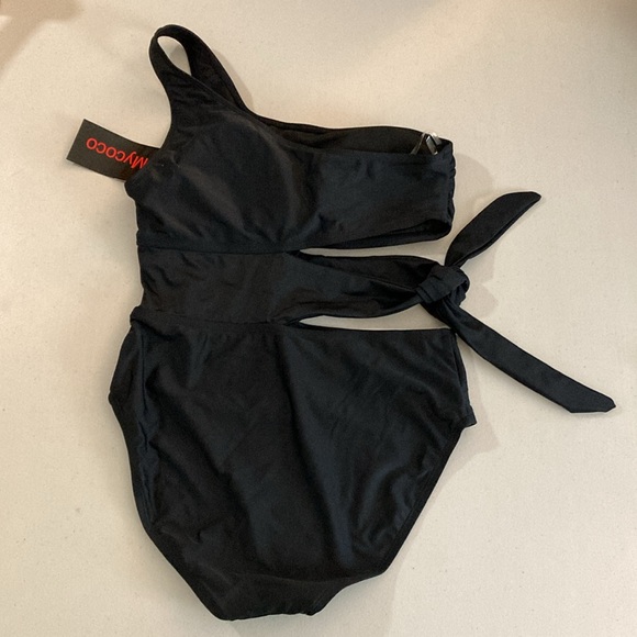 Mycoco Women's One Shoulder Black one piece Swimsuit. Size 10 - Picture 6 of 11